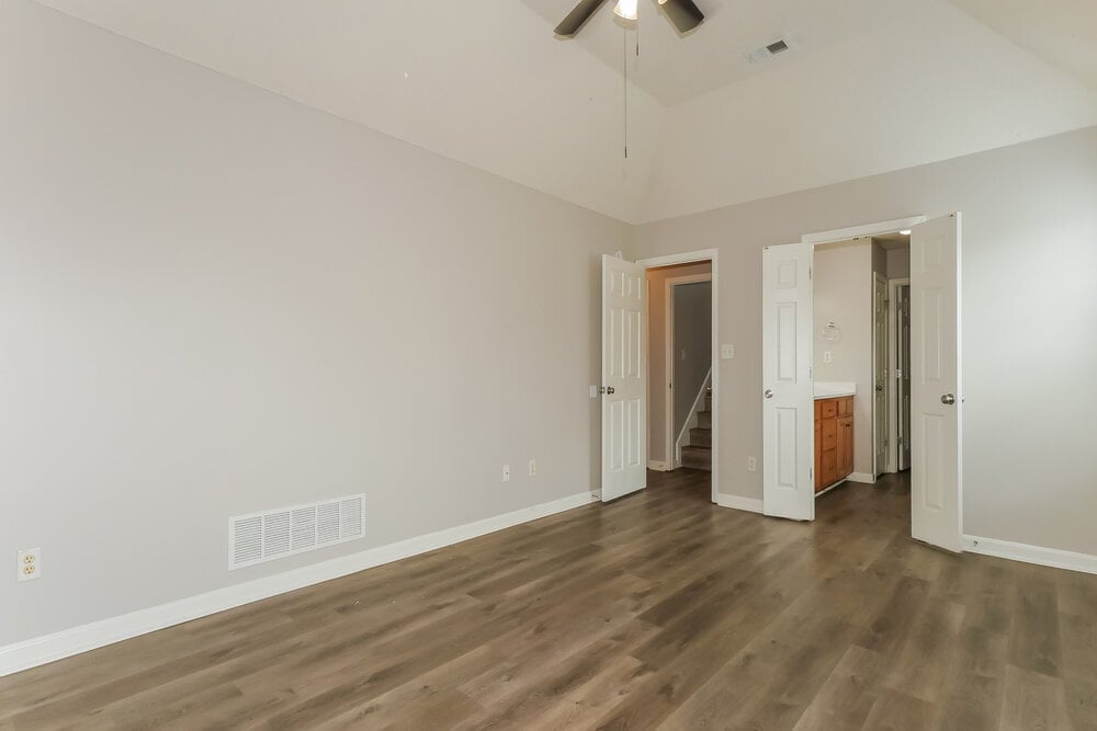 Building Photo - 5520 Amanda Belle