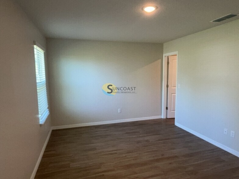 Building Photo - 6578 Flowers Ave