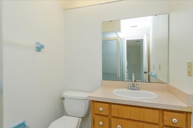 Building Photo - 1192 Lady Susan Dr