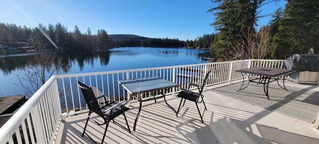 Building Photo - Lake Retreat Waterfront Living | Spacious Home with Views + Utilities Included
