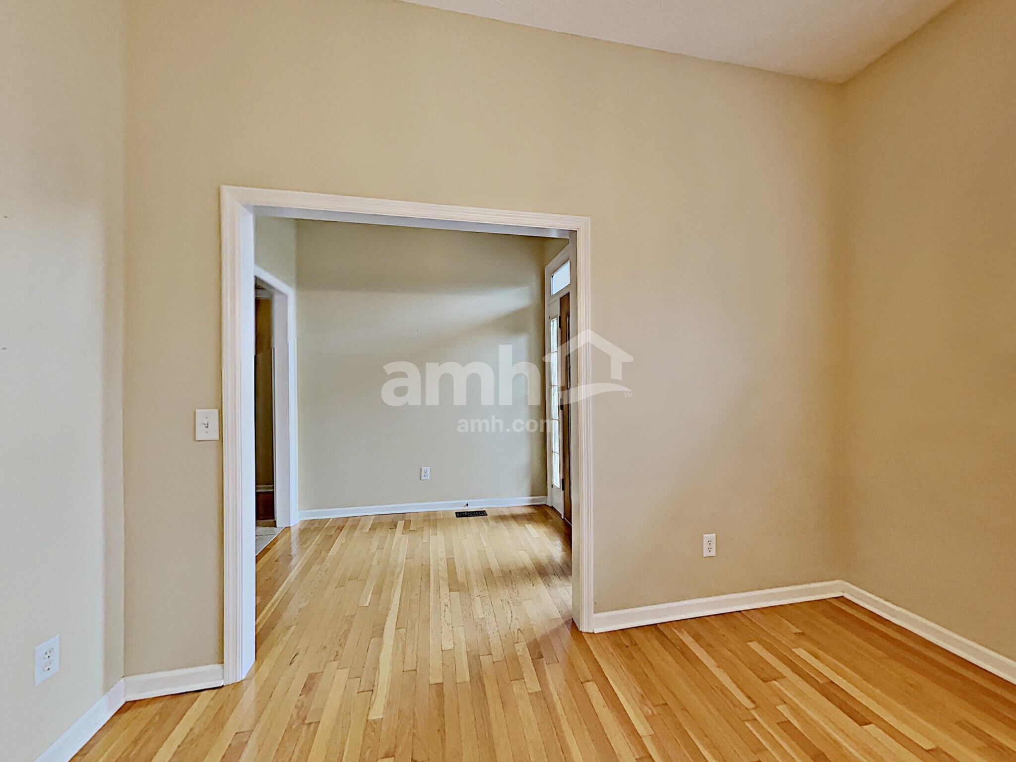 Building Photo - 201 Fox Hunt Ln