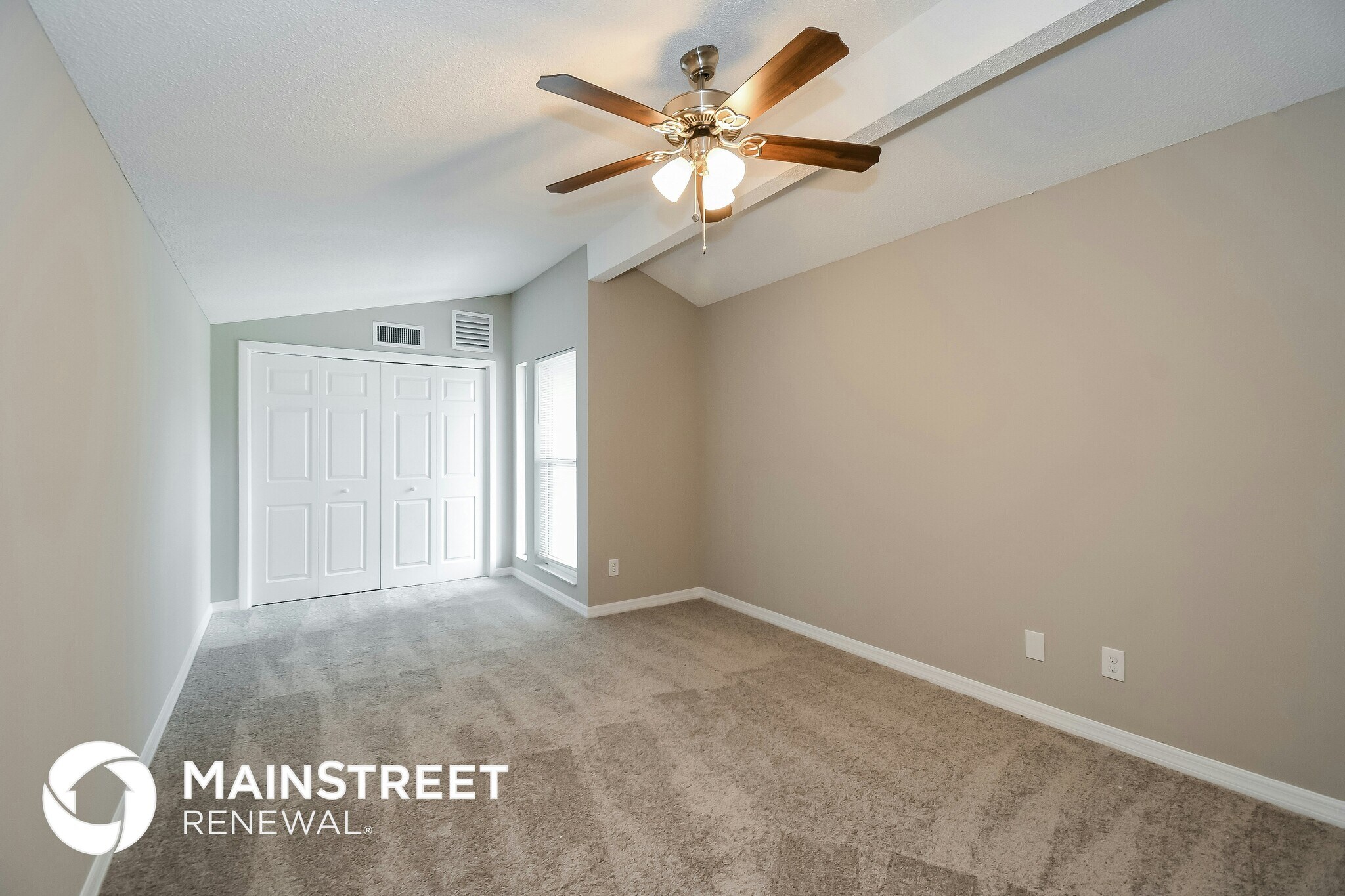 Building Photo - 3506 Whalers Way