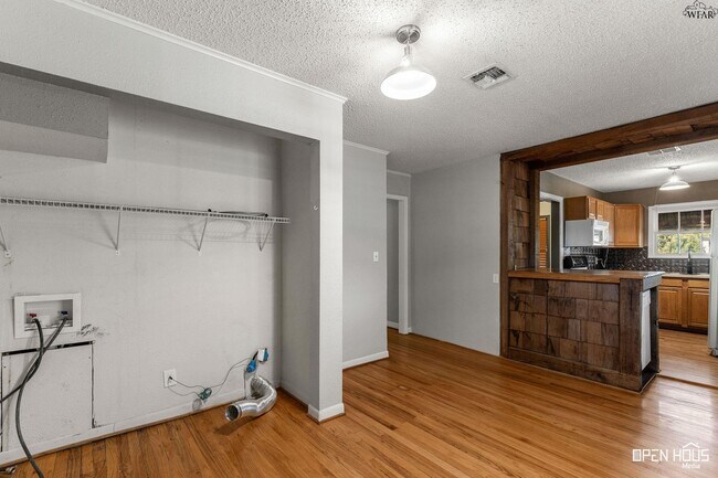 Building Photo - 4337 Faith Rd