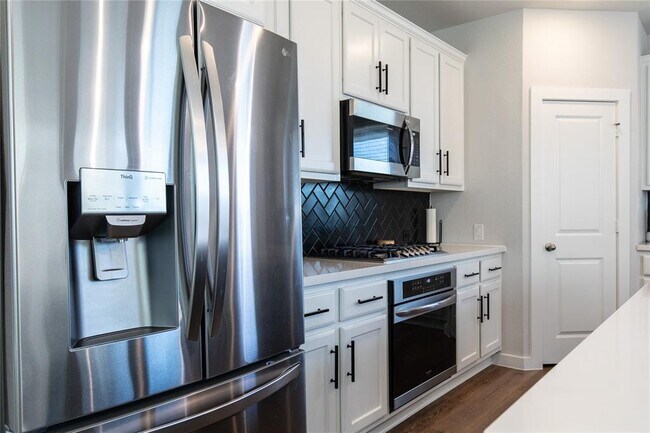 Building Photo - 19722 Upper Canyon Ct