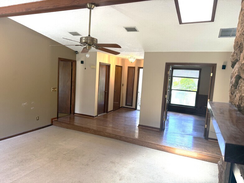 Building Photo - 3956 Cedar Cove Ln