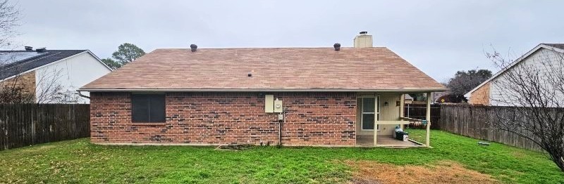 Building Photo - 2405 Chinaberry Dr