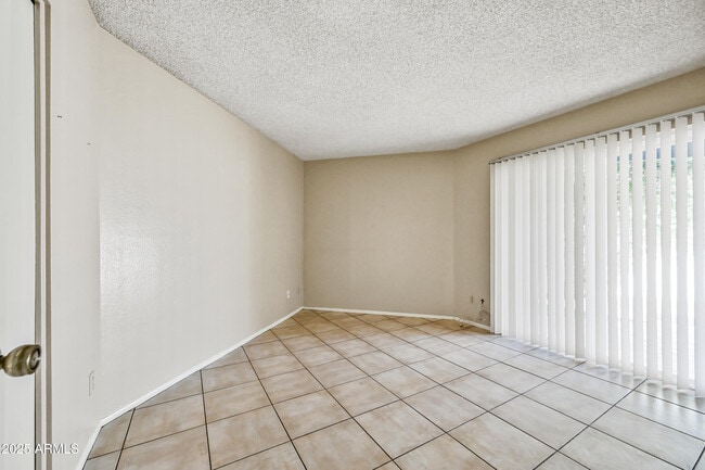 Building Photo - 7725 E Rovey Ave