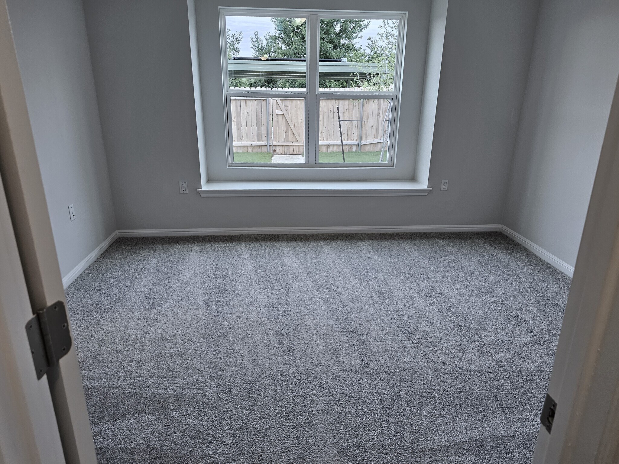 Building Photo - 9612 Whisper Willow Blvd