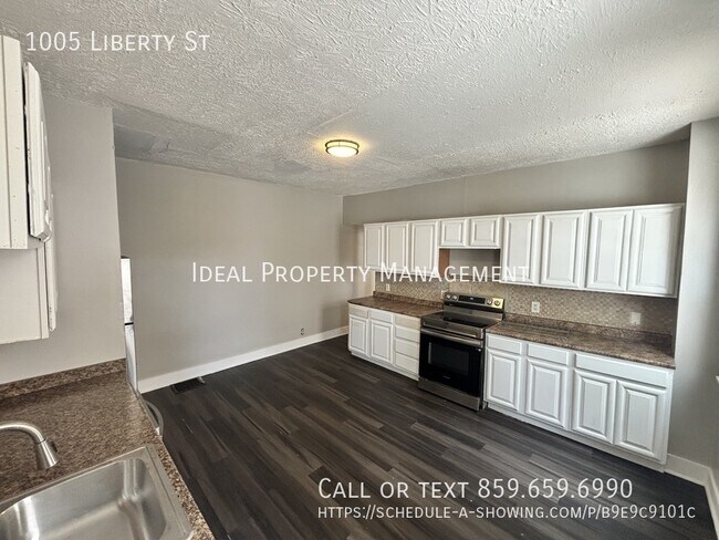 Building Photo - 1005 Liberty St