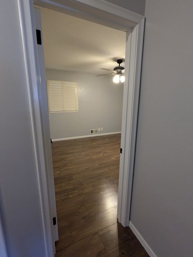 Building Photo - Charming & Spacious Home in the Heart of R...