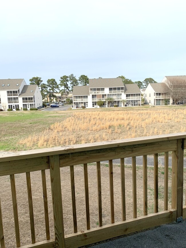 Building Photo - 3700 Golf Colony Ln