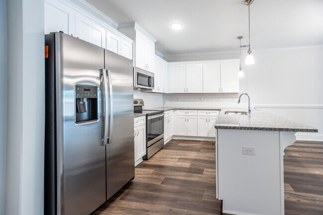 Building Photo - 7172 Paisley Cir