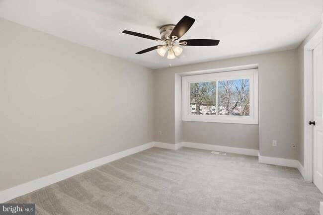 Building Photo - 9419 Merryrest Rd