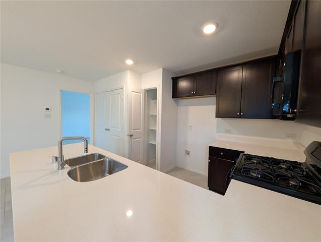 Building Photo - 7757 Ruellia Rd