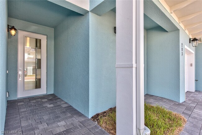 Building Photo - 26331 Coco Cay Cir