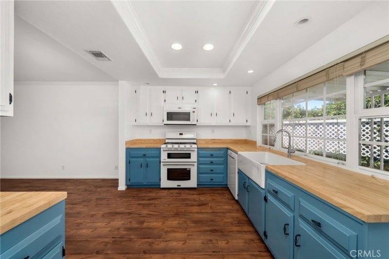 Building Photo - 3332 N Cottonwood St