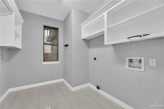 Building Photo - 24 N 24th St