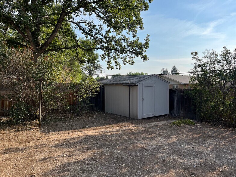 Building Photo - 1628 Smith Pl