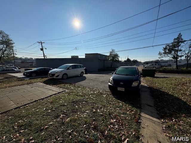 Building Photo - 4934 Kemper Ave