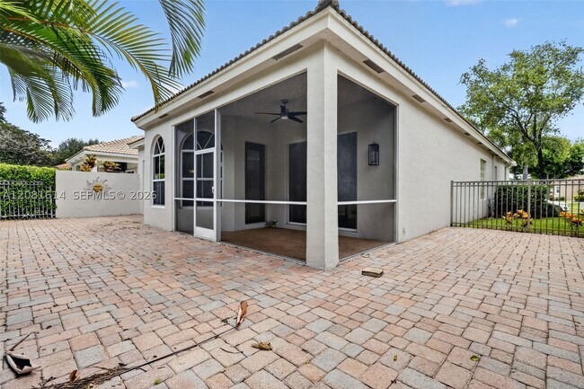 Building Photo - 5659 Via De La Plata Cir