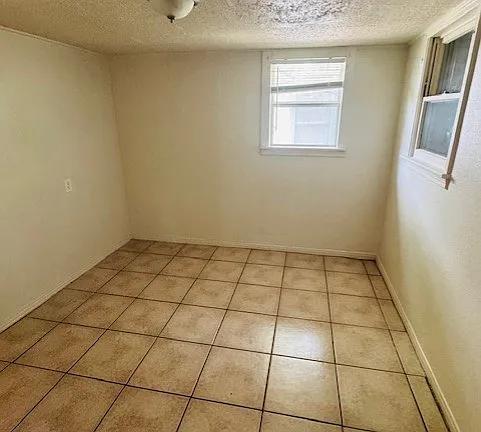 Primary Photo - 1306 State St
