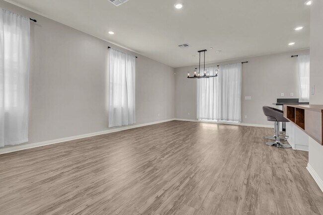Building Photo - 20720 Spring Mountain Rd