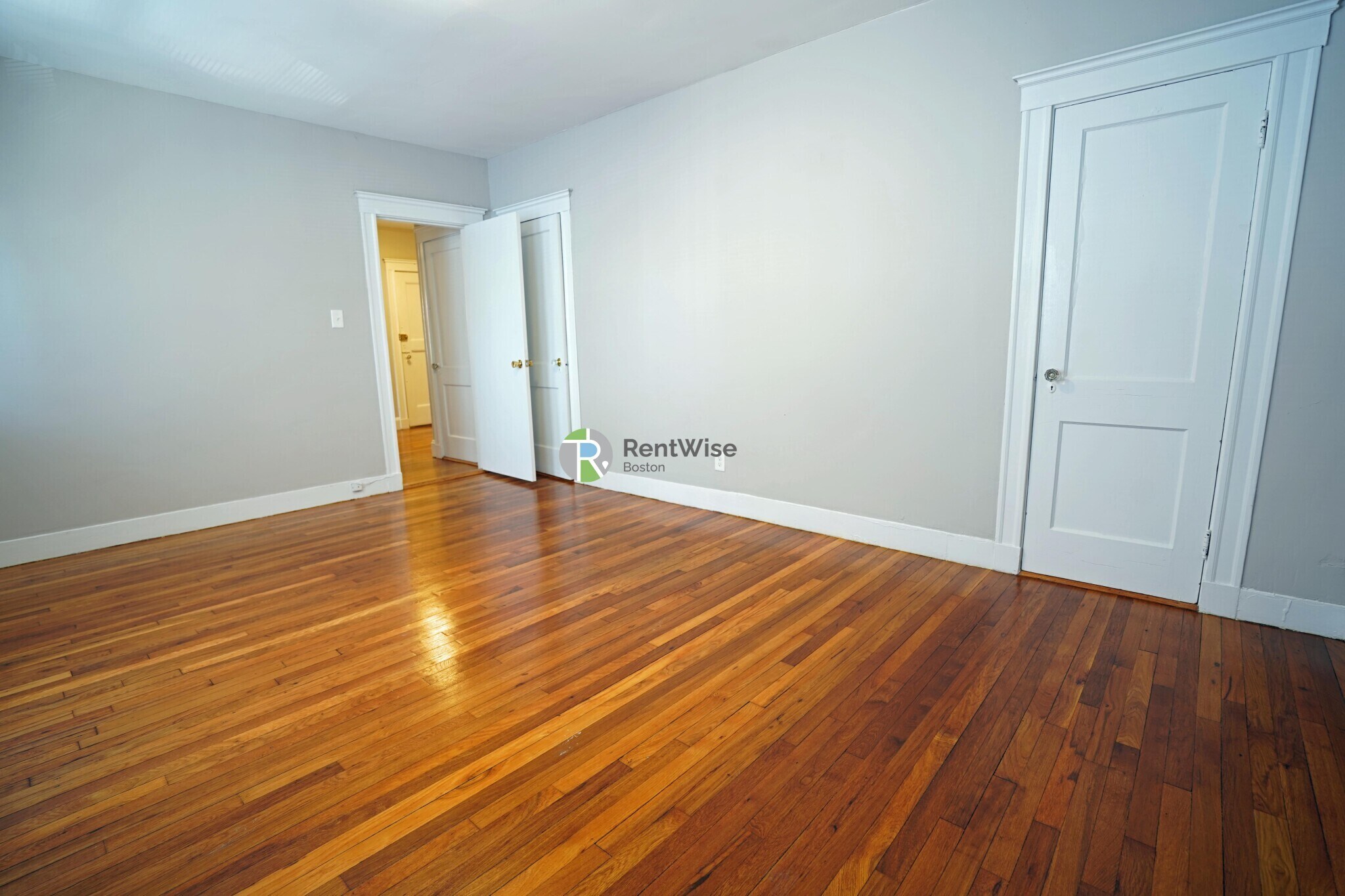Building Photo - 19 Vinal St