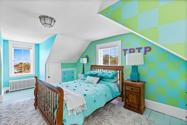 Building Photo - 15 Sheldon Rd