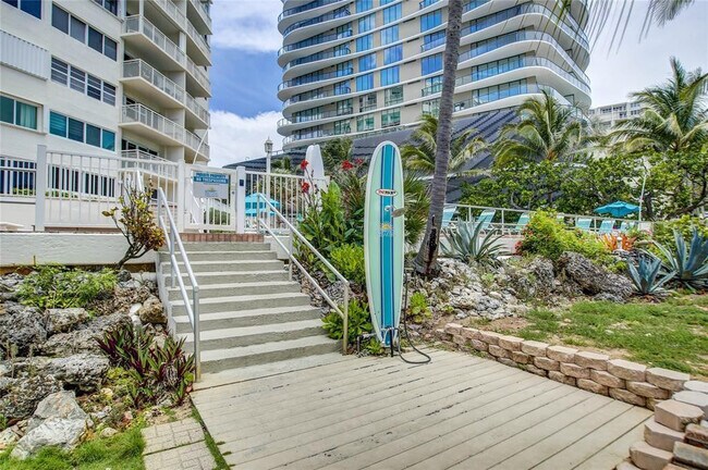 Building Photo - 710 N Ocean Blvd