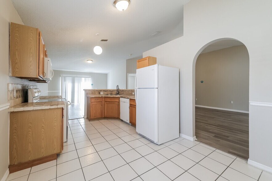 Building Photo - 16011 Chichester Ct