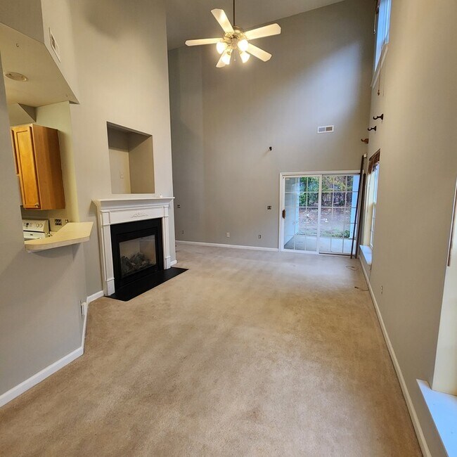 Building Photo - 8517 Cool Vista Ln