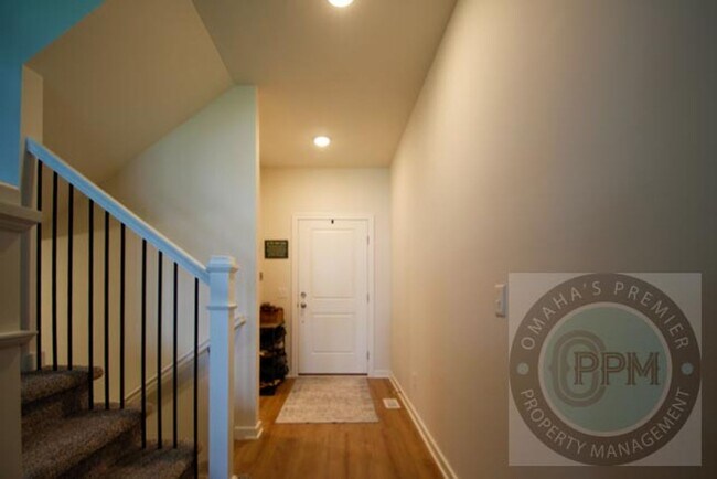 Building Photo - Modern New Build 4Bd/4Ba Papillion (photos staged for effect)