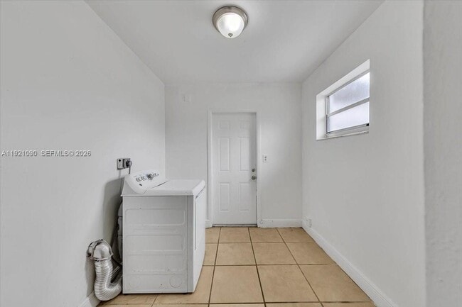 Building Photo - 4710 NW 12th St