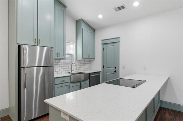 Building Photo - 1731 W Elm St