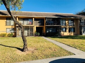 Building Photo - 5855 Washington St