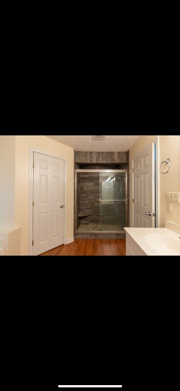 Building Photo - 6065 Val Del Rd