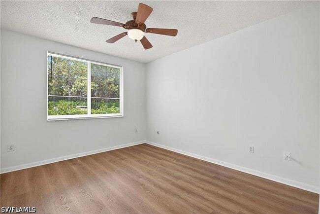 Building Photo - 1200 Reserve Way