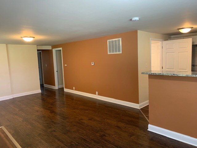 Building Photo - 416 McKinley Ave