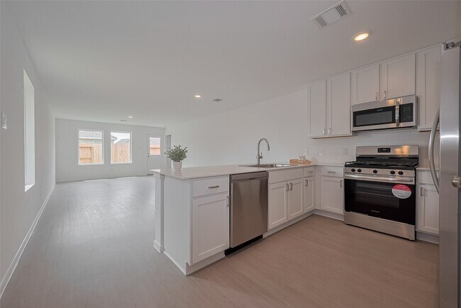 Building Photo - 6431 Geyser Starish Dr