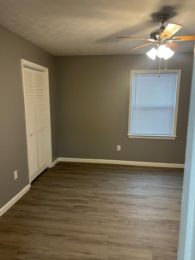 Building Photo - 2713 Evans Mill Dr