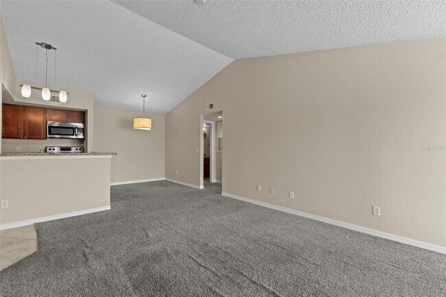Building Photo - 5160 Conroy Rd