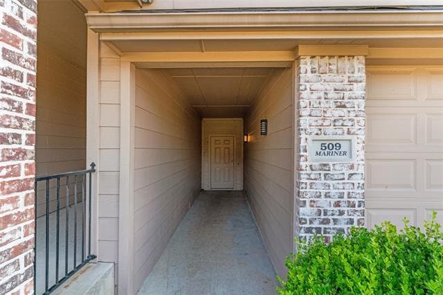 Building Photo - 509 Mariner Dr