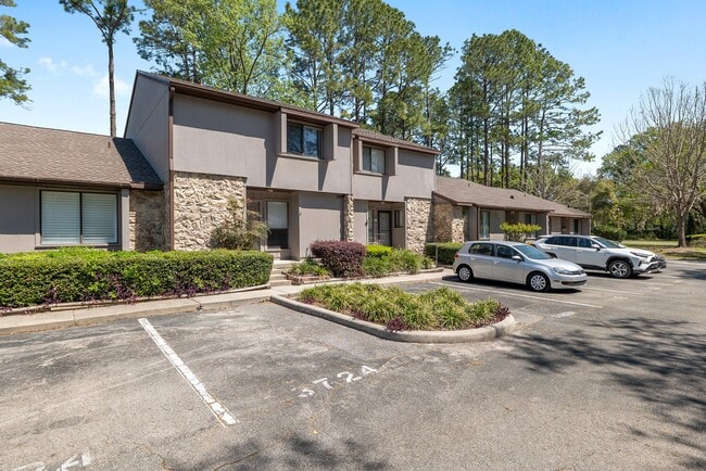 Building Photo - 3724 NW 54th Ln