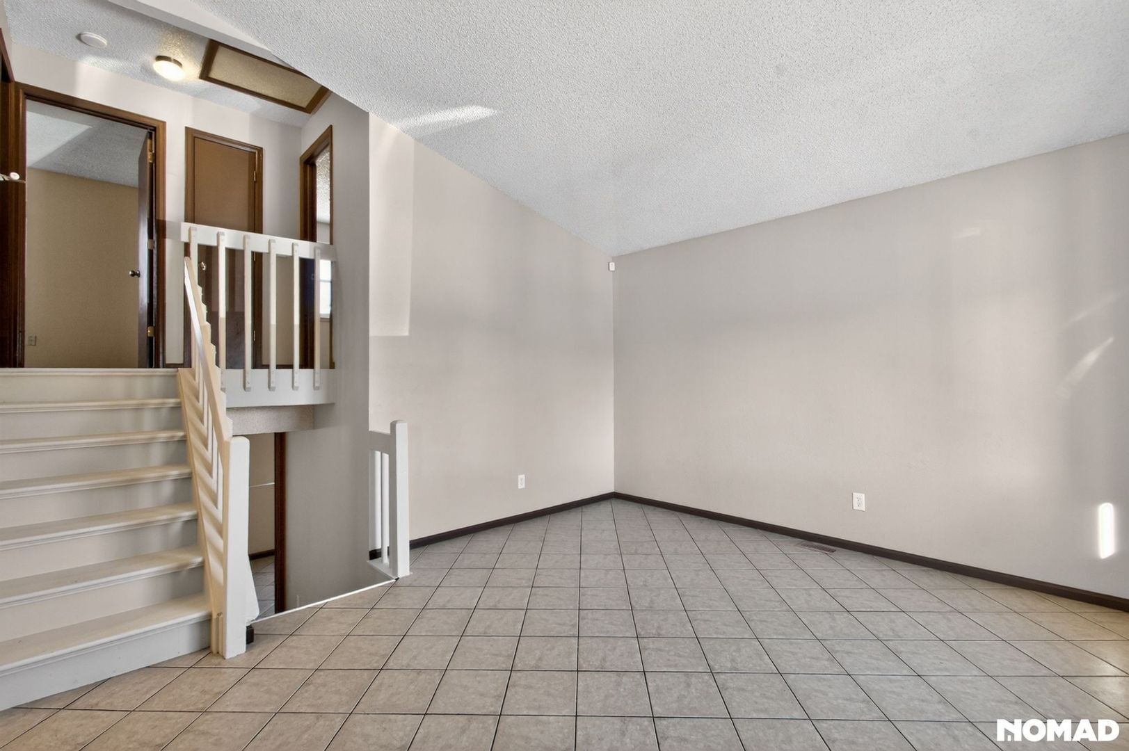 Building Photo - 17465 E Plateau Dr