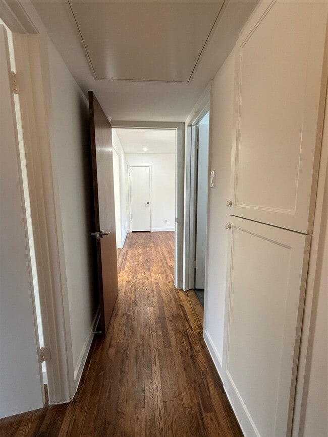 Building Photo - 4040 San Felipe St