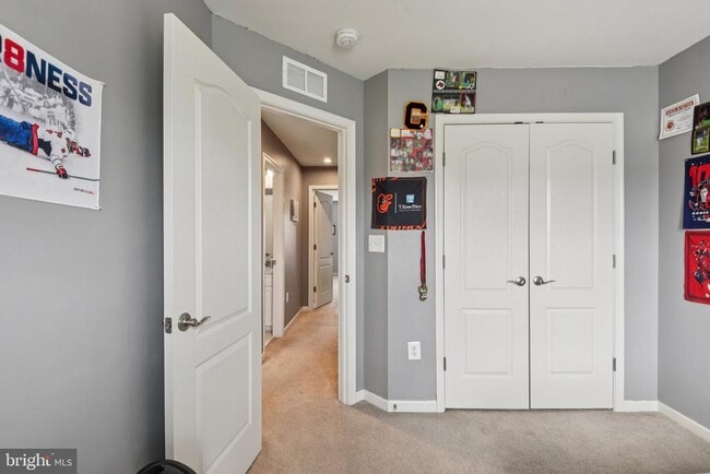 Building Photo - 1306 Hawk Hollow Dr