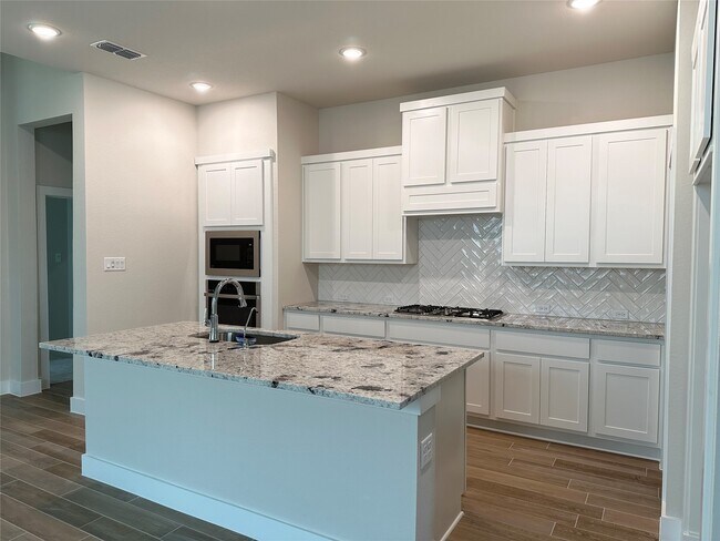 Building Photo - 24538 Keswick Vly Wy