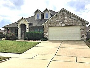 Building Photo - 522 Flora Vista Ct