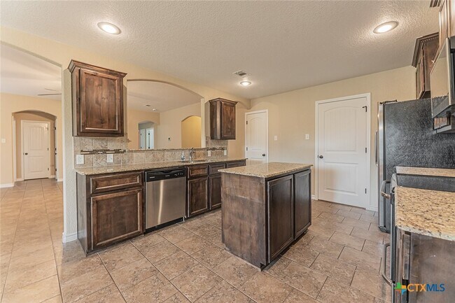 Building Photo - 3801 Appalachian Trl