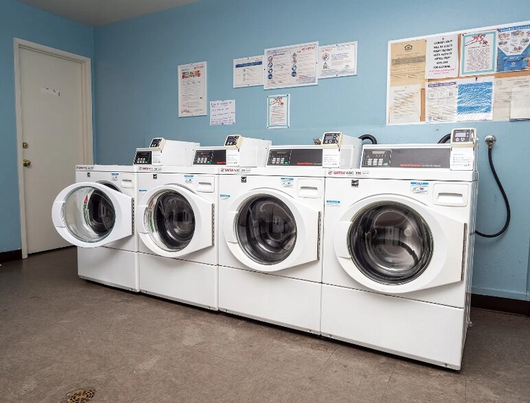 Building Photo - 5502 Camden Ave